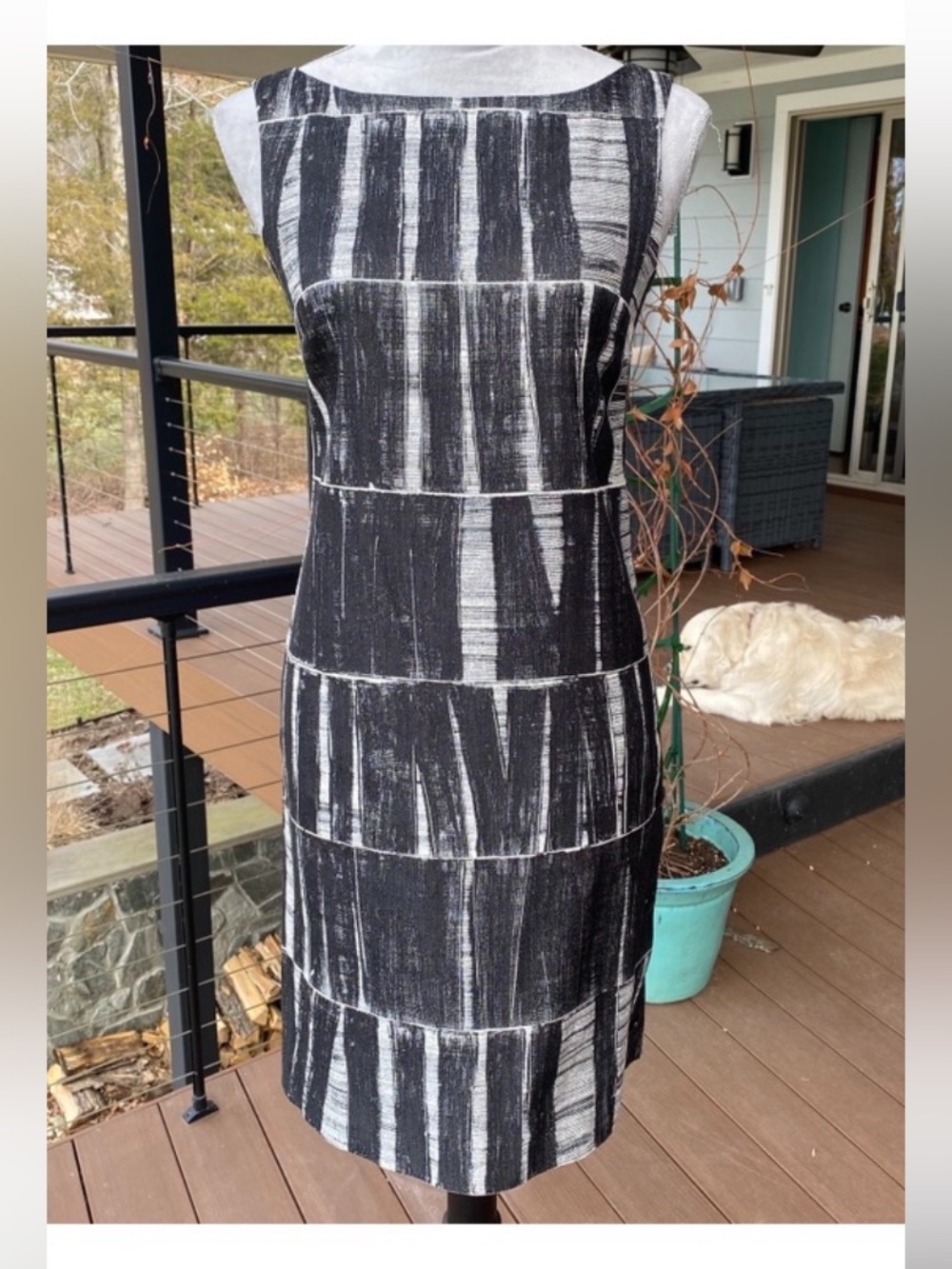 MaxMara Black & White Striped Sheath Dress. A Beautiful & Classy Business dress